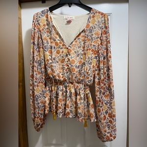 Flying Tomato Medium blouse